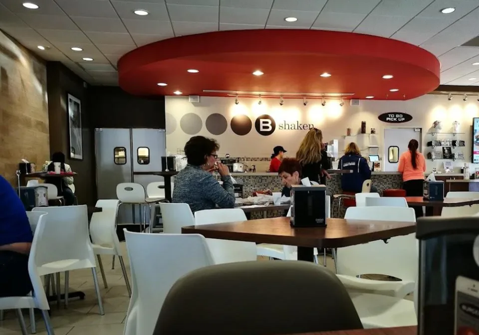 BURGER 21 fast food restaurants chain