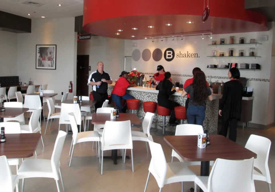 BURGER 21 fast food restaurants chain